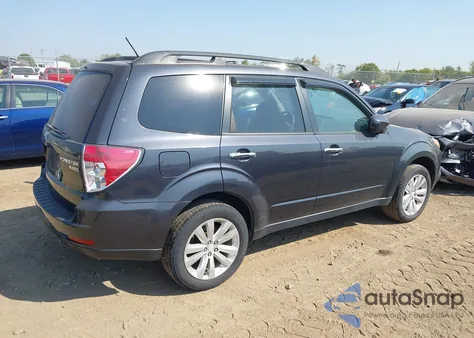 2011 Subaru Forester 2.5X Premium z USA, uszkodzony, nr VIN JF2SHADC2BH701690